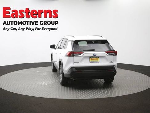 Used 2022 Toyota RAV4 LE AWD/4WD image 37