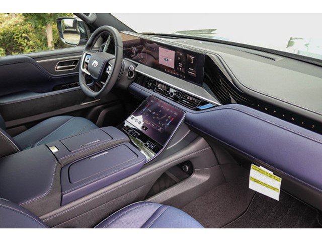 New 2027 INFINITI QX80 Sensory AWD/4WD image 18