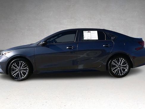 Certified 2024 Kia Forte GT-Line image 3