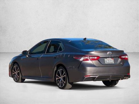 Used 2019 Toyota Camry SE image 8