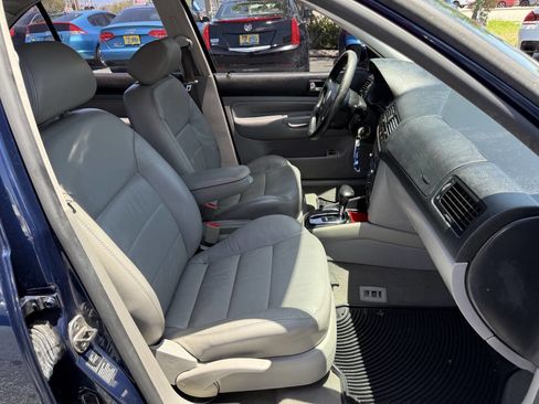 Used 2003 Volkswagen Jetta GLS image 28