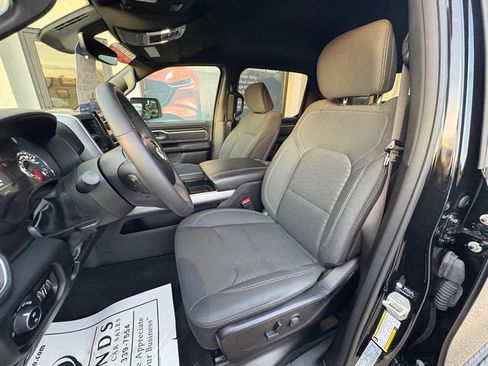 Used 2025 RAM 1500 Big Horn image 13