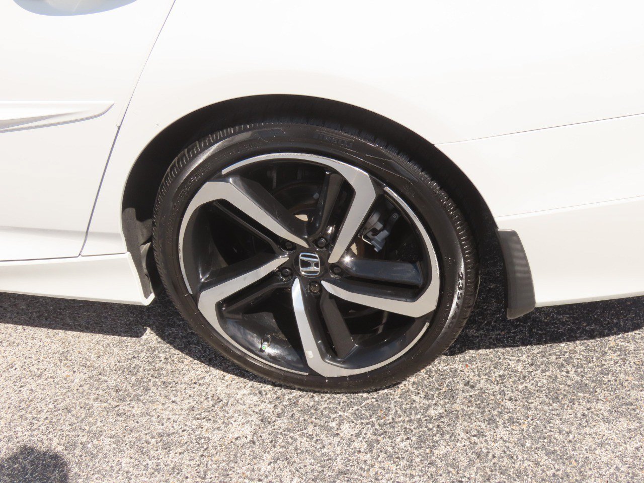 Used 2022 Honda Accord Sport image 16