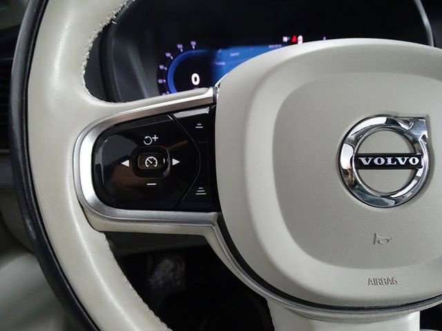 Used 2023 Volvo XC90 B6 Plus AWD/4WD image 30