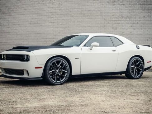 Used 2022 Dodge Challenger R/T w/ Blacktop Package RWD image 50