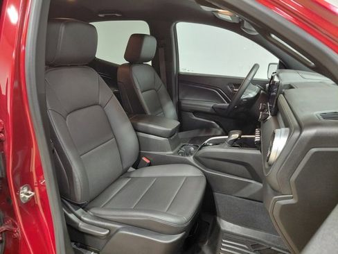 Certified 2023 Chevrolet Colorado LT w/ LT Convenience Package III image 32