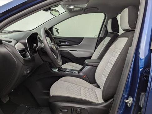 Used 2023 Chevrolet Equinox LS w/ LS Convenience Package image 14