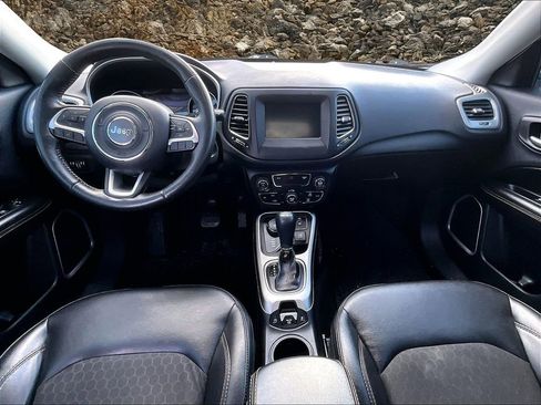 Used 2018 Jeep Compass Latitude w/ Popular Equipment Group image 14