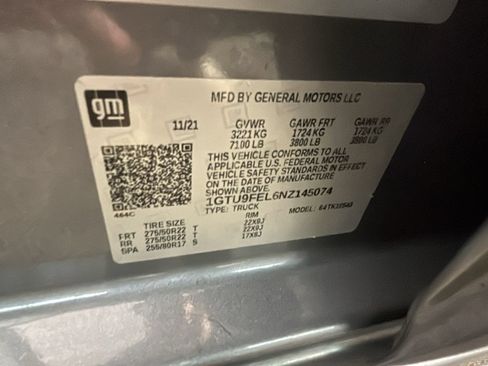 Used 2022 GMC Sierra 1500 Denali w/ Denali Reserve Package AWD/4WD image 12