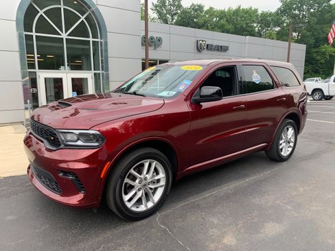 Certified 2024 Dodge Durango GT image 2