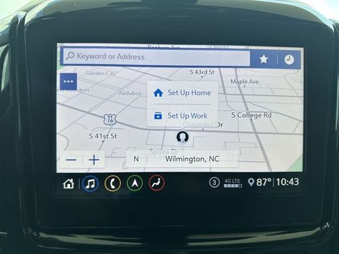 Used 2020 Chevrolet Traverse LT w/ LT Premium Package FWD image 19