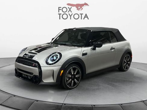 Used 2024 MINI Cooper S image 1
