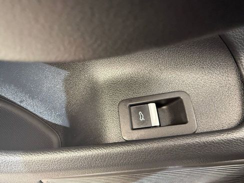 Used 2023 Audi A4 2.0T Premium Plus w/ Premium Plus Package image 25