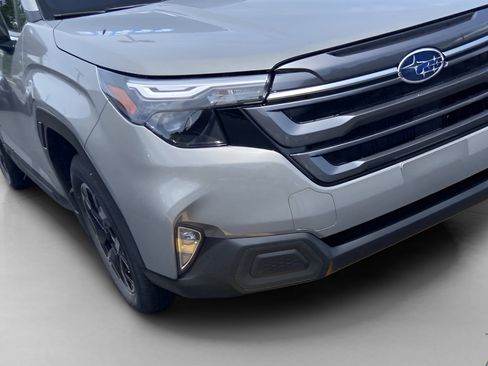 New 2025 Subaru Forester Premium AWD/4WD image 5
