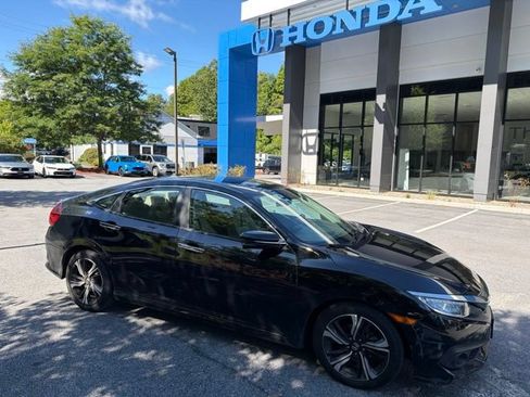 Used 2017 Honda Civic Touring image 13