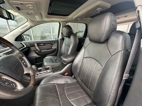 Used 2015 GMC Acadia Denali image 12