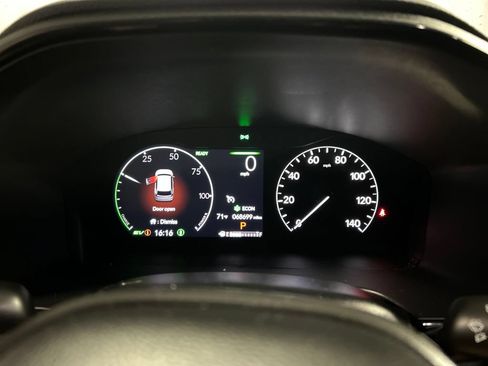 Used 2023 Honda CR-V Sport image 14