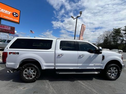 Used 2022 Ford F250 Lariat w/ Lariat Ultimate Package image 9