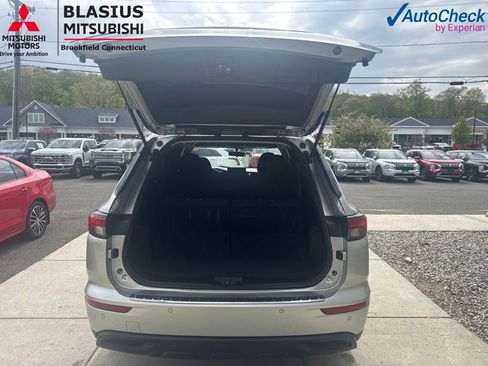 Used 2022 Mitsubishi Outlander ES AWD/4WD image 10