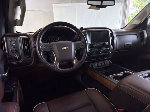 Used 2016 Chevrolet Silverado 2500 High Country w/ Duramax Plus Package AWD/4WD image 17