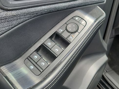 Used 2023 Nissan Rogue SV FWD image 17