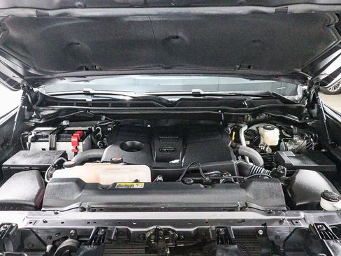 Used 2024 Toyota Tundra SR5 w/ SR5 Premium Package AWD/4WD image 27