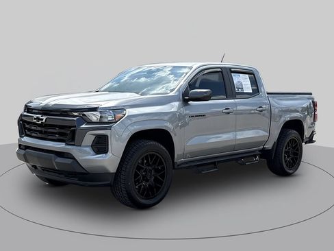 Used 2024 Chevrolet Colorado LT AWD/4WD image 7