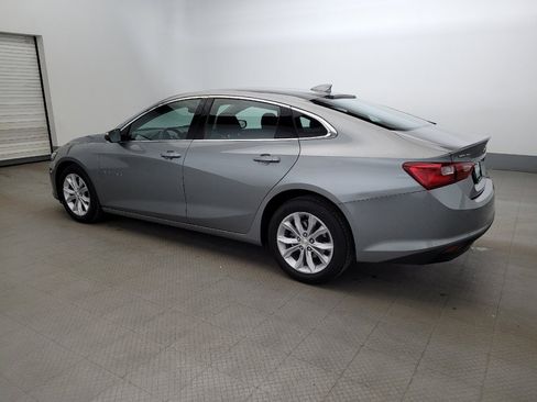 Used 2025 Chevrolet Malibu LT image 3