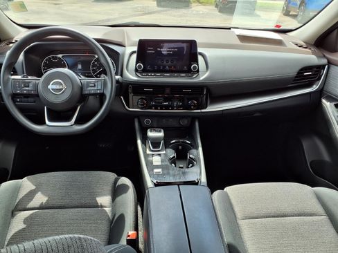 Used 2023 Nissan Rogue SV FWD image 12