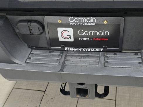 Used 2024 Toyota Tacoma TRD Off-Road image 23