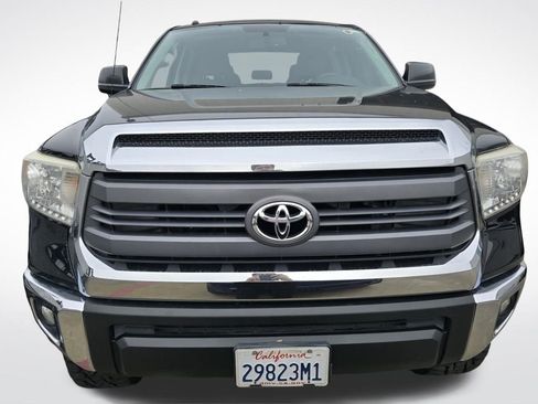 Used 2015 Toyota Tundra SR5 image 2
