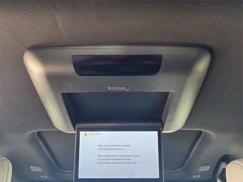 Used 2025 Toyota Sienna Platinum image 20