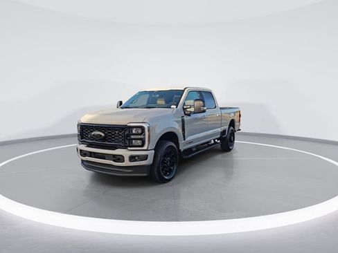 New 2026 Ford F350 Lariat w/ Black Appearance Package AWD/4WD image 3