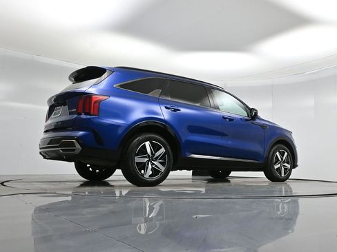 Used 2021 Kia Sorento EX image 51