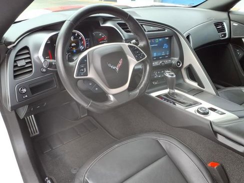 Used 2019 Chevrolet Corvette Stingray Coupe w/ Carbon Flash Badge Package RWD image 12