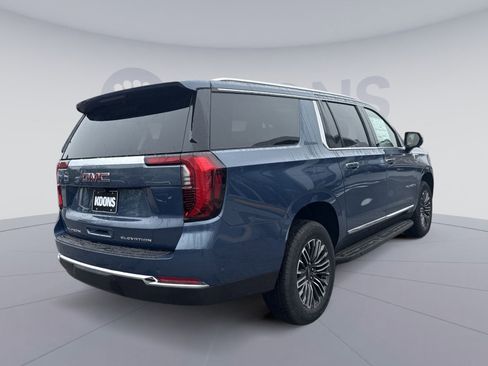 New 2026 GMC Yukon XL Elevation w/ Elevation Premium Package image 7