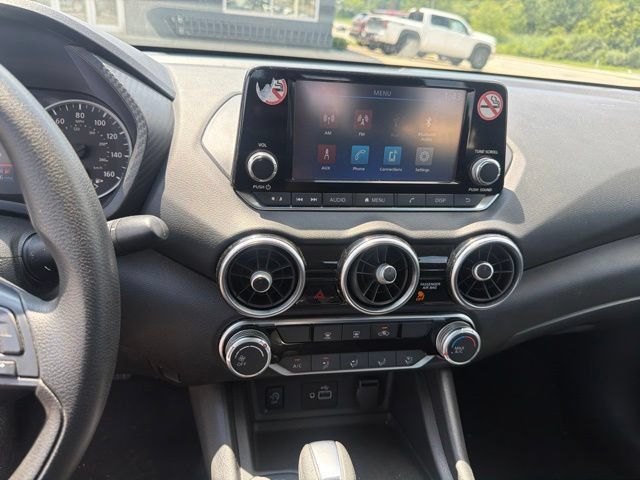 Used 2024 Nissan Sentra S FWD image 13