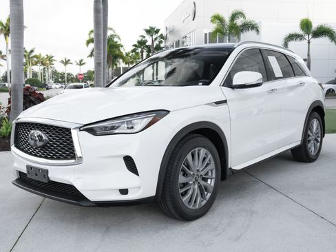 Certified 2023 INFINITI QX50 Luxe AWD/4WD image 6