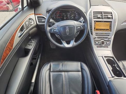Used 2019 Lincoln MKZ Reserve w/ Reserve Plus Package AWD/4WD image 11
