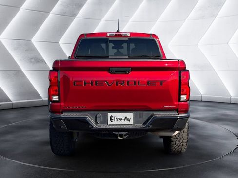 Certified 2025 Chevrolet Colorado ZR2 AWD/4WD image 4