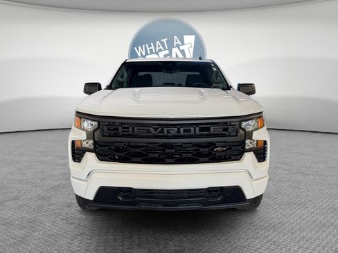 Used 2026 Chevrolet Silverado 1500 Custom AWD/4WD image 9