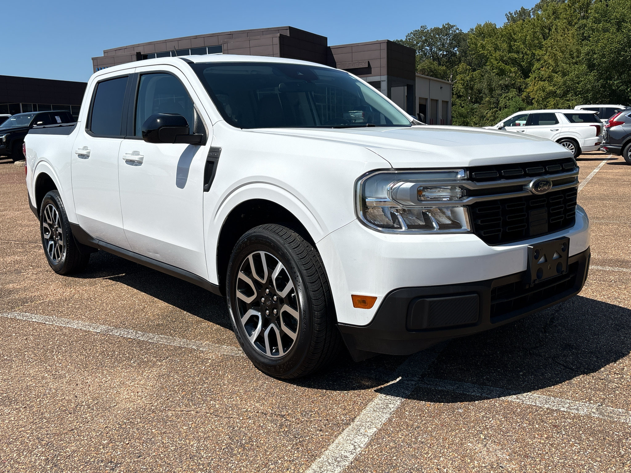 Used 2024 Ford Maverick Lariat AWD/4WD image 1