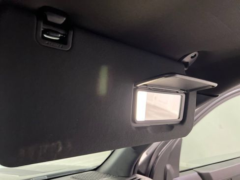 Used 2024 Toyota Tacoma TRD Sport image 3