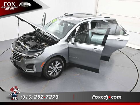 Used 2024 Chevrolet Equinox Premier AWD/4WD image 37