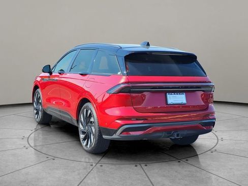 Certified 2024 Lincoln Nautilus Reserve w/ Jet Appearance Package (87T) AWD/4WD image 10