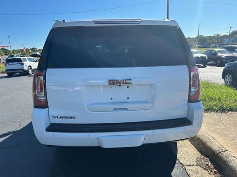 Used 2016 GMC Yukon SLT image 6
