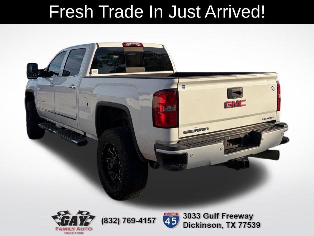 Used 2017 GMC Sierra 2500 Denali w/ Duramax Plus Package AWD/4WD image 7