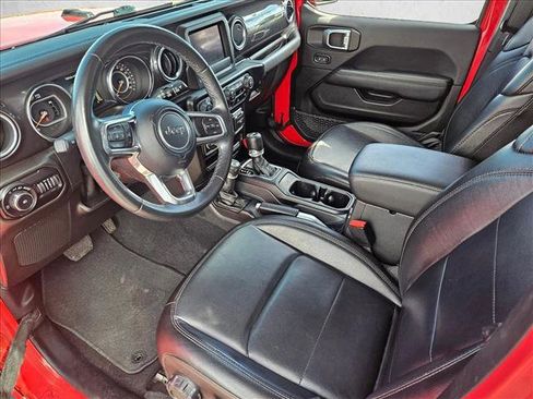 Used 2021 Jeep Wrangler Unlimited Sahara image 9