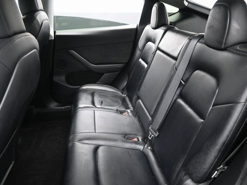 Used 2022 Tesla Model Y Performance image 28