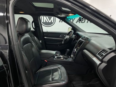 Used 2017 Ford Explorer Sport w/ Equipment Group 401A image 33